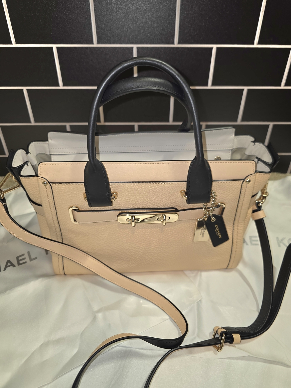 Coach Pebbled Leather Swagger 27 in Peach Salmon and Black (Style 34417) - Picture 3 of 16